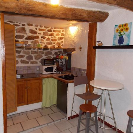 Joli studio Aups Extérieur photo