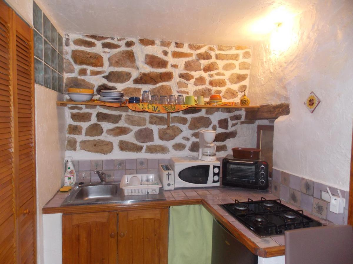 Joli studio Aups Extérieur photo