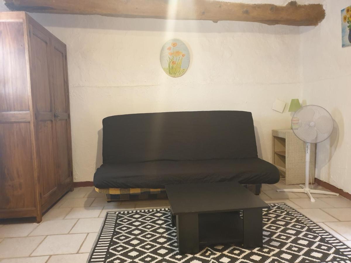 Joli studio Aups Extérieur photo